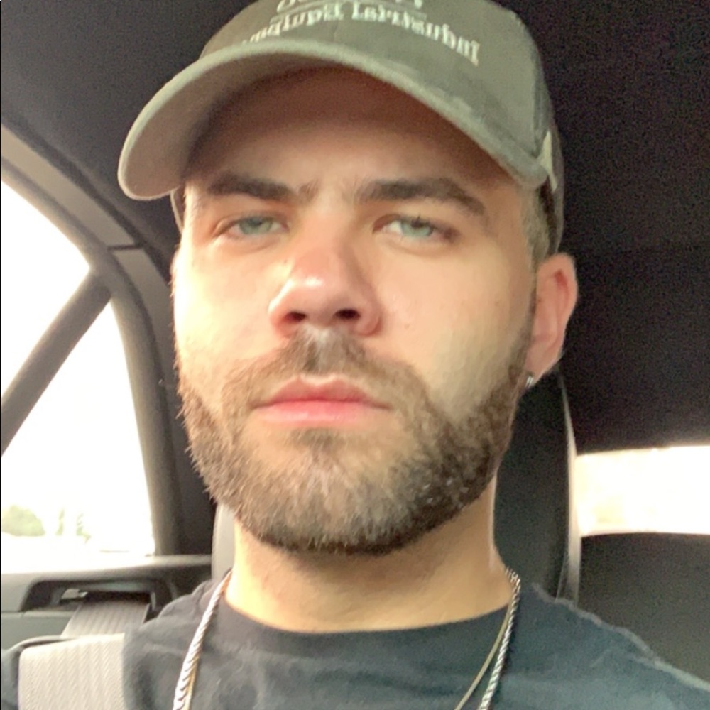 Meet your Posher, Kade
